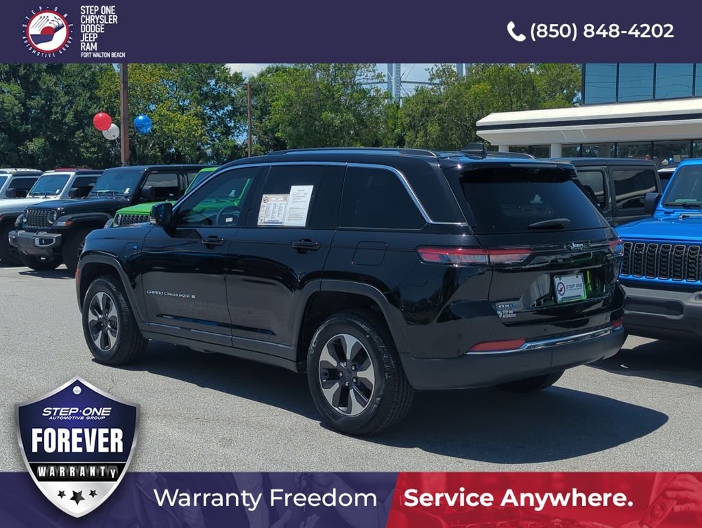 Used 2022 Black Jeep 4xe image 4