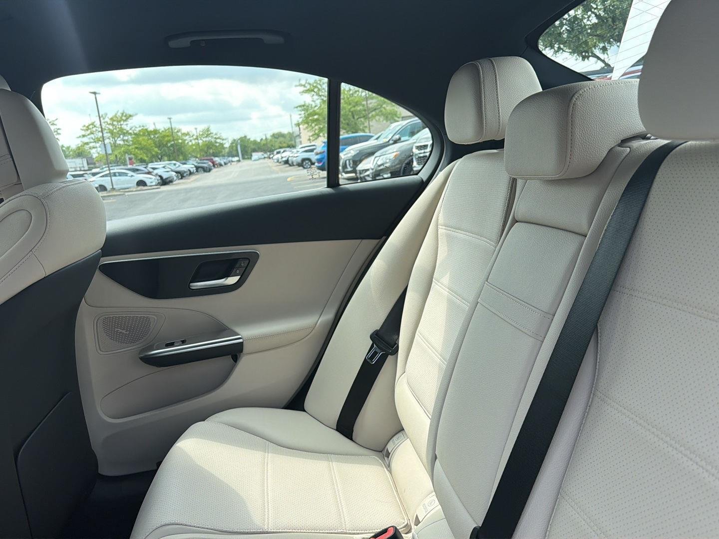 Used 2022 Polar White Mercedes-Benz C 300 image 10