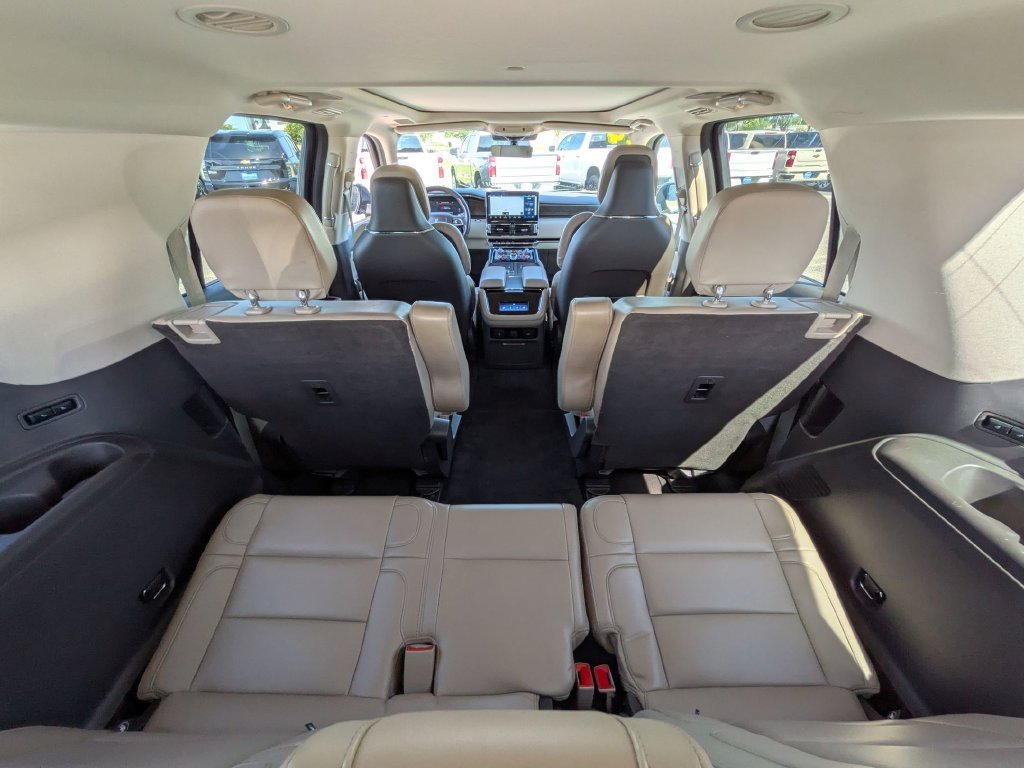 Used 2024 Blue Lincoln Reserve image 35