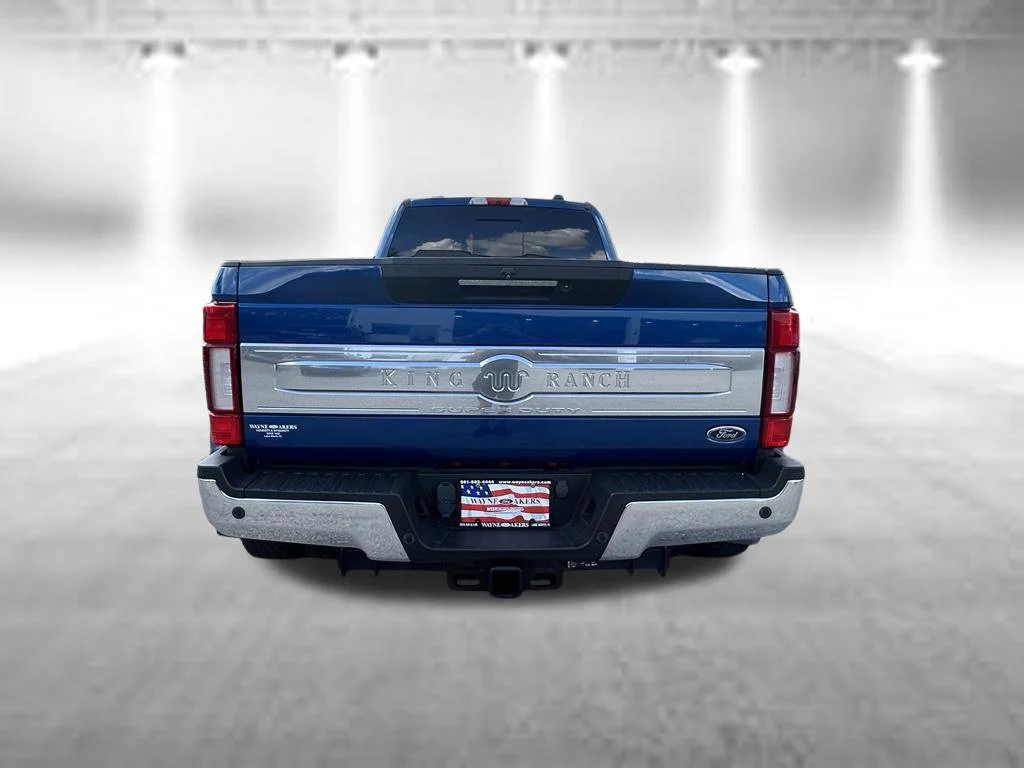 Used 2022 Blue Metallic Ford King Ranch image 5