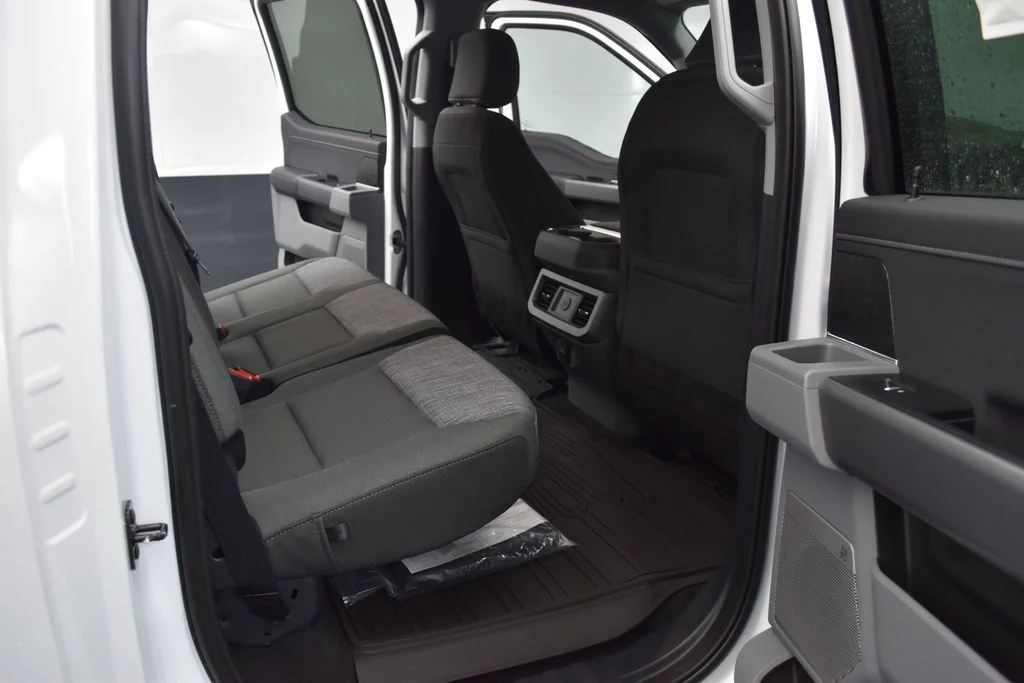 New 2026 Oxford White Ford F-350® XLT image 23