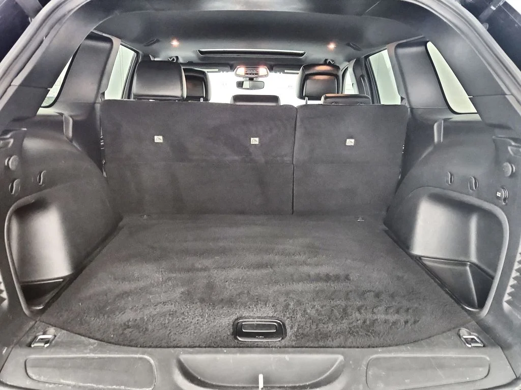 Certified Used 2022 Black Jeep Limited image 19