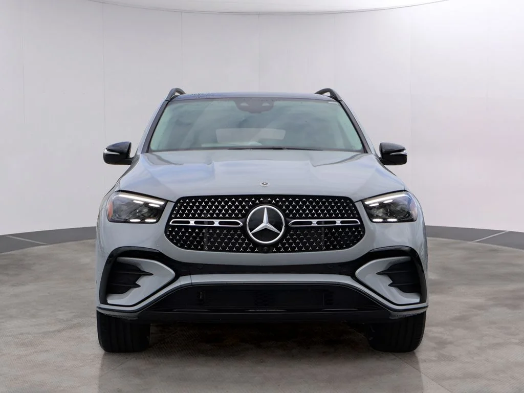 New 2026 MANUFAKTUR Alpine Gray Mercedes-Benz GLE 450 image 2