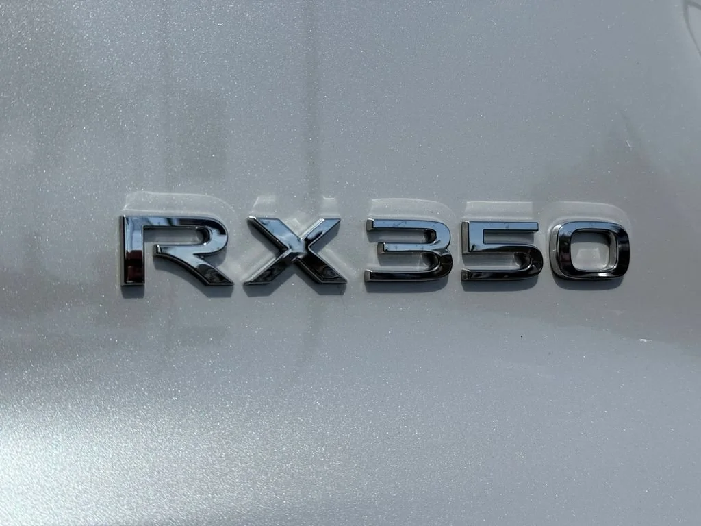 Used 2024 White Lexus RX 350 image 11