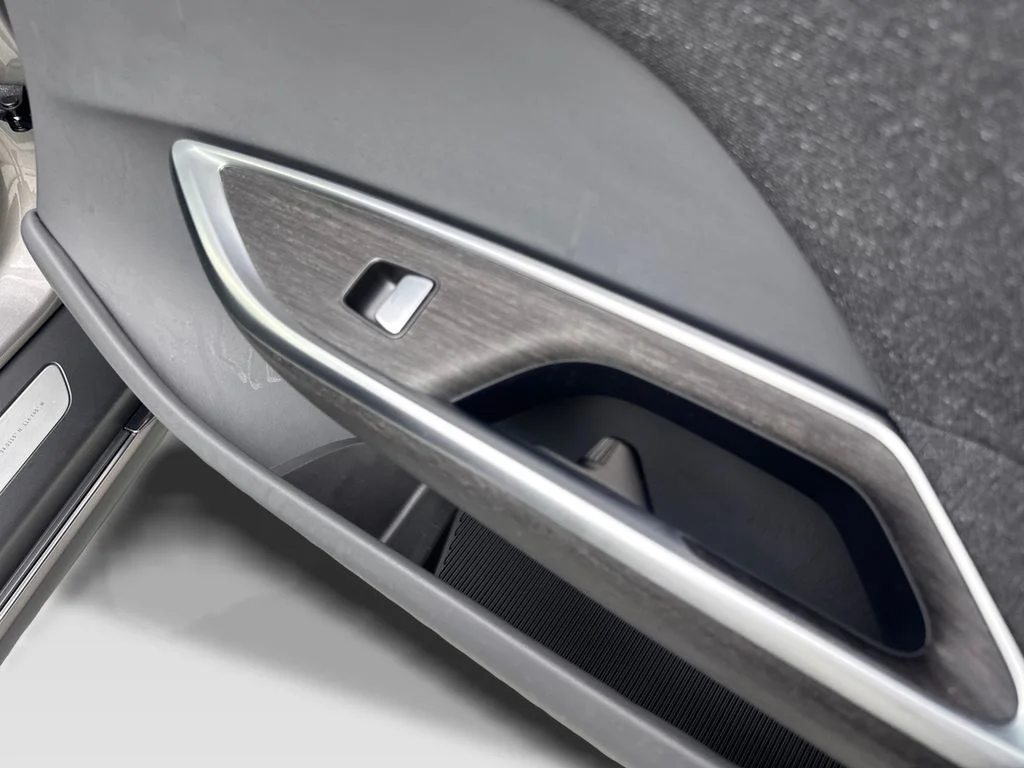 Used 2024 Silver Lucid Touring image 48