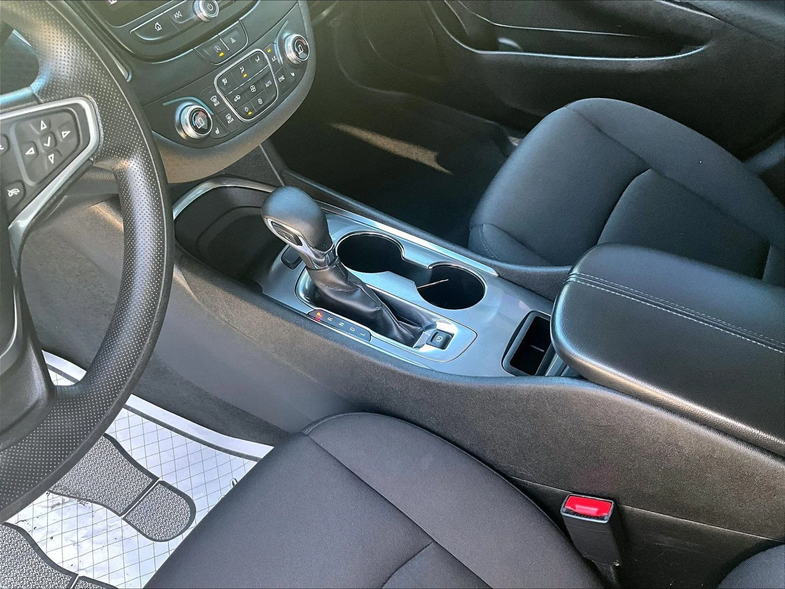 Used 2023 Gray Chevrolet LT image 14