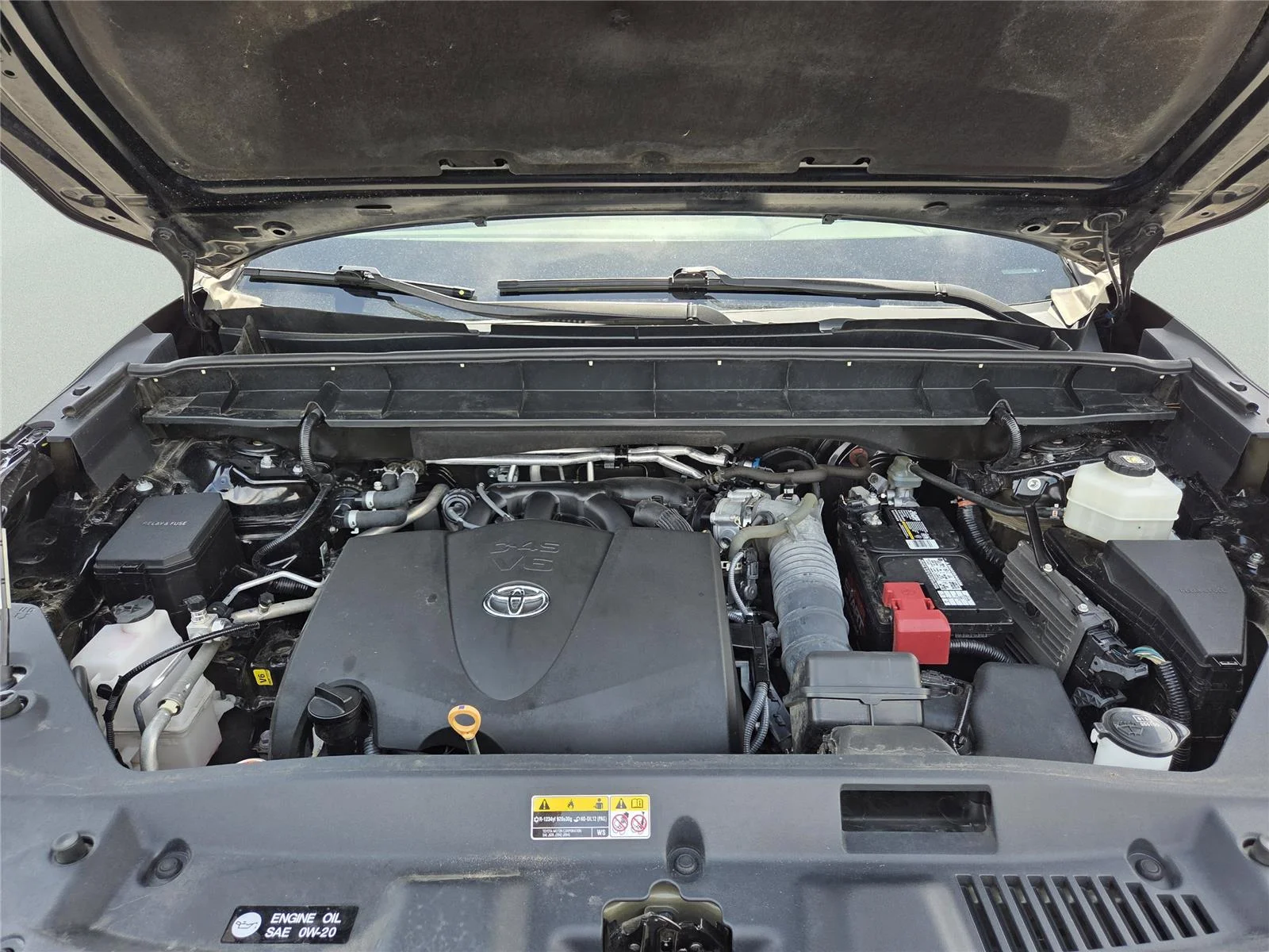 Used 2021 Midnight Black Metallic Toyota XLE image 30