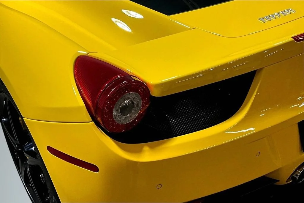 Used 2013 Giallo Modena Ferrari  image 19