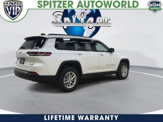 New 2026 Bright White Clear-Coat Exterior Paint Jeep Laredo X image 16