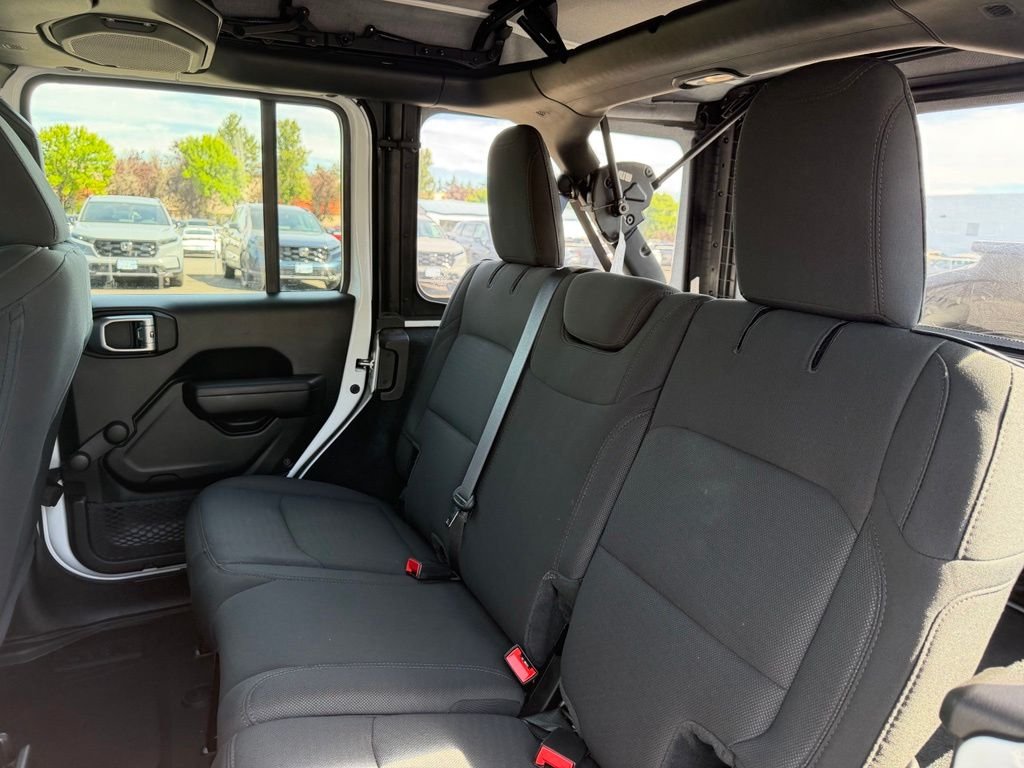 Used 2022 Bright White Clearcoat Jeep Unlimited Sport image 30