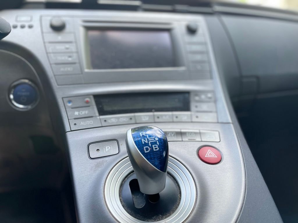 Used 2015 Nautical Blue Metallic Toyota Two image 14