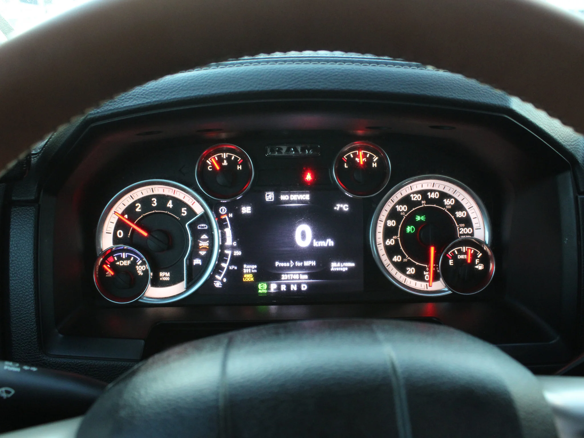 Used 2017 Red RAM Laramie * No Accidents | Cummins | 5th Wheel/Gooseneck | Remote start | Alpine image 6