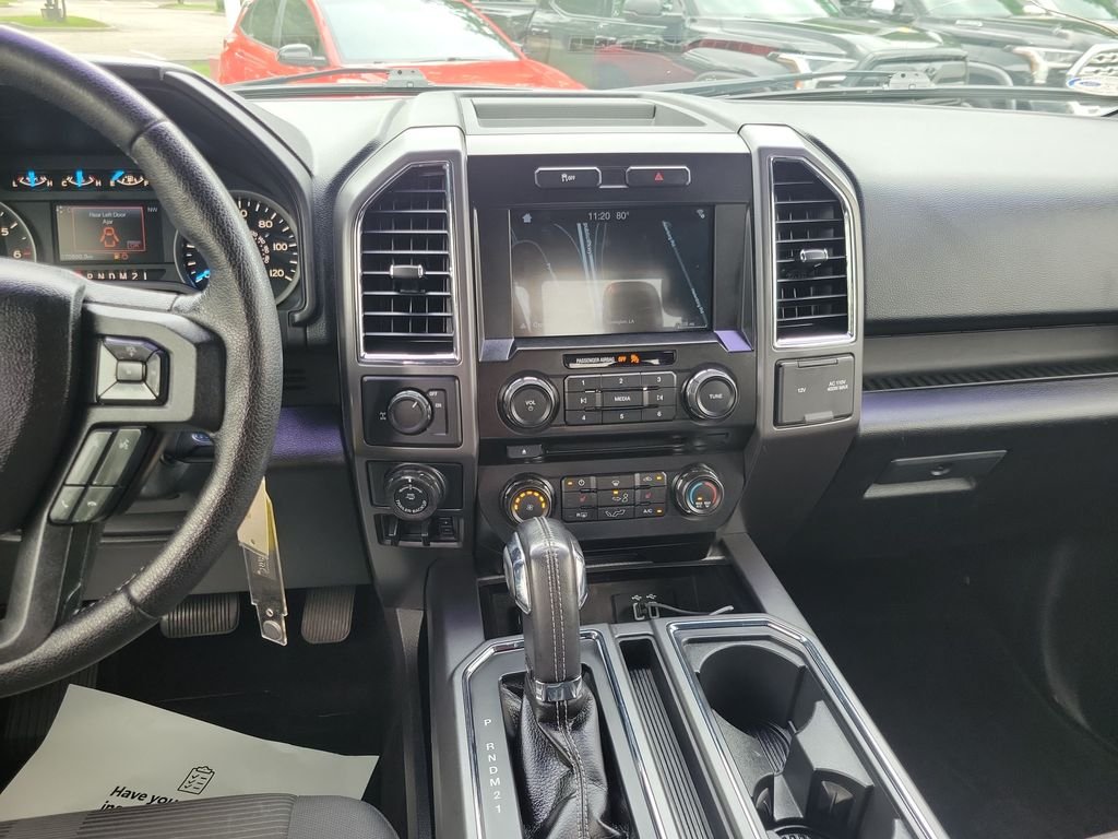 Used 2016 Gray Ford XLT image 24