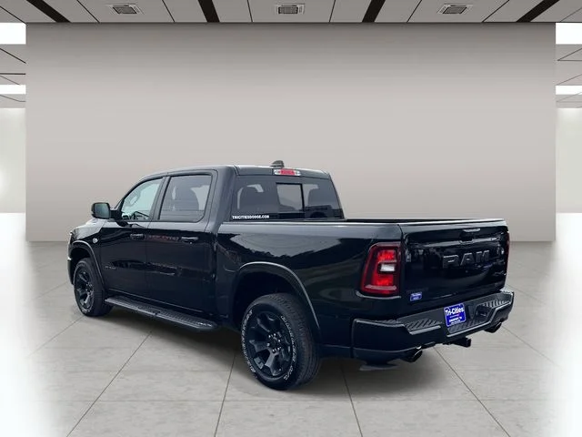 New 2026 Diamond Black Crystal Pearl-Coat Exterior Paint RAM Big Horn/Lone Star image 6