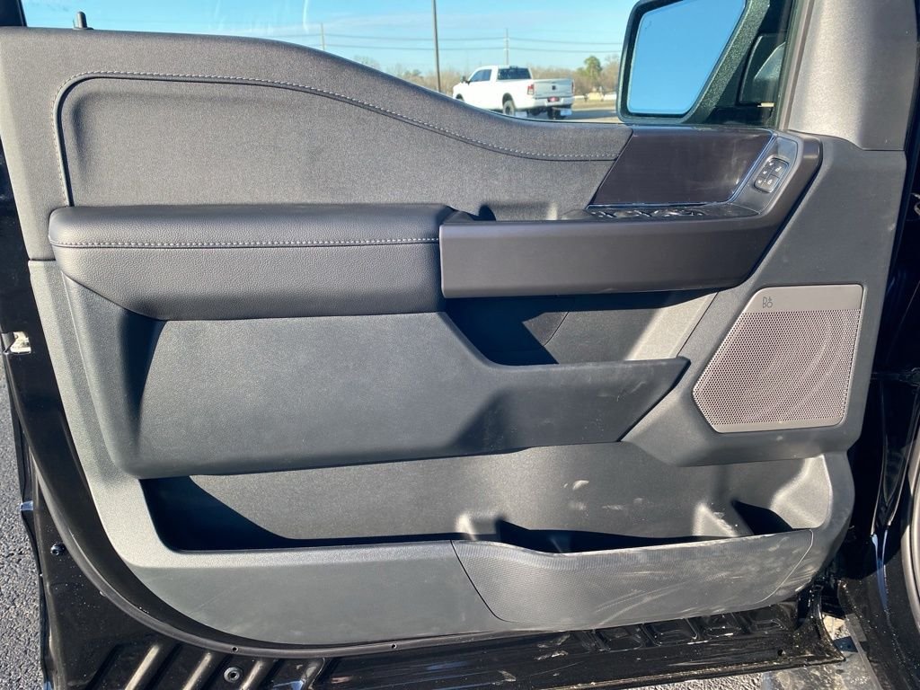 2025 Ford F-150 Lariat - Photo 10
