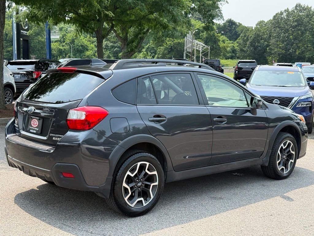 Used 2017 Dark Gray Metallic Subaru 2.0i Limited image 10