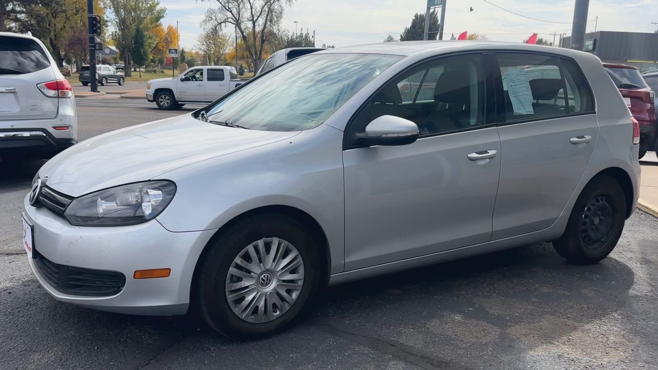 2010 Volkswagen Golf 2.5L photo 3
