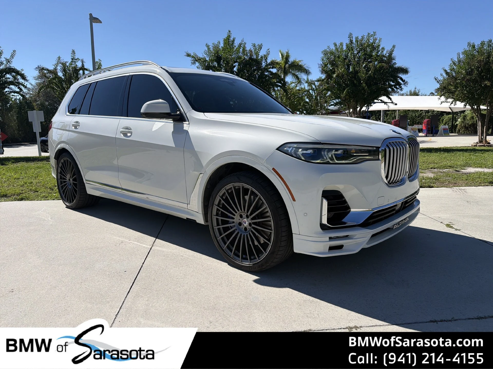 Used 2021 White BMW ALPINA XB7 image 1