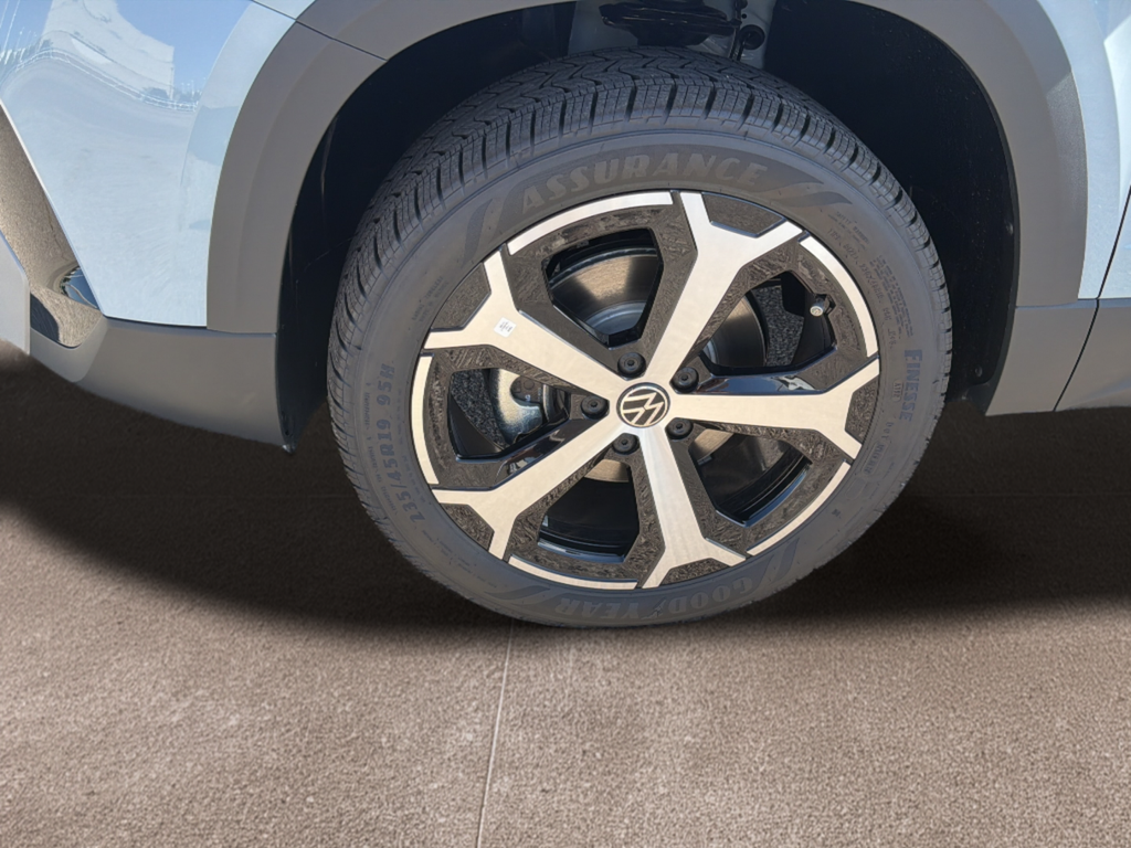 New 2027 Gray Volkswagen 1.5T SEL image 20