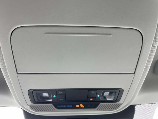 New 2026 Star White Metallic Tri-Coat Ford Active image 7