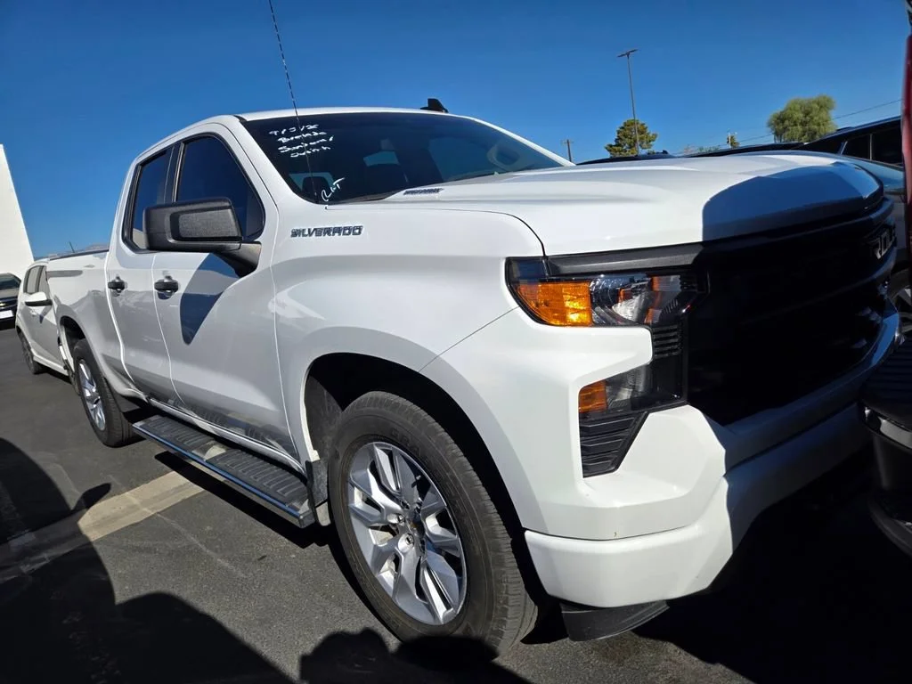 Used 2025 Summit White Chevrolet Custom image 1