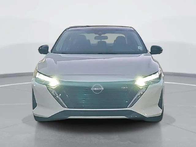 Used 2024 White Nissan SR image 8