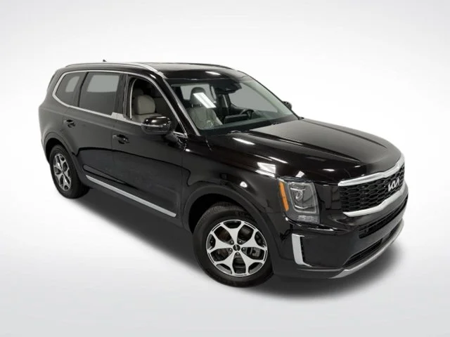 Used 2022 Black Kia EX image 39