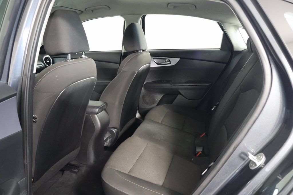 Used 2022 Gray Kia LXS image 9