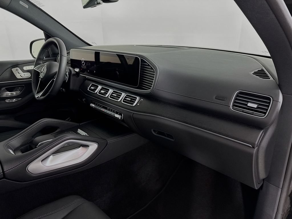 Used 2026 Black Mercedes-Benz GLE 350 image 29