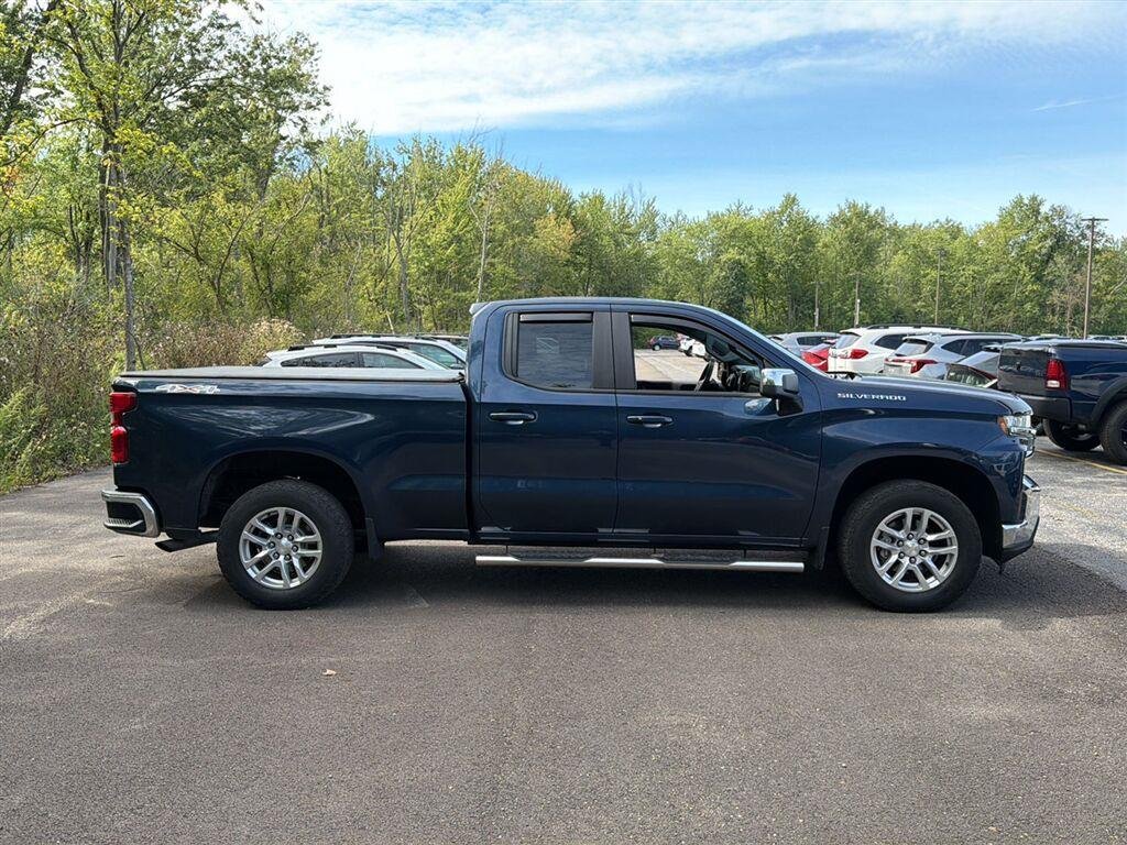 Used 2020 Northsky Blue Metallic Chevrolet LT image 7