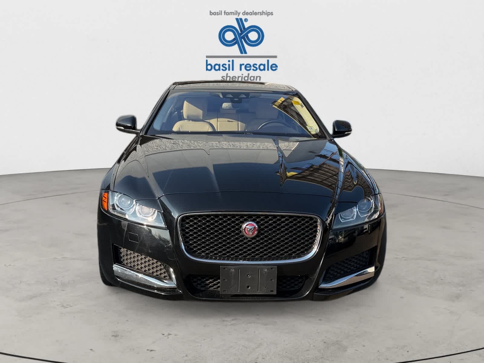 Used 2017 Ebony Jaguar 20d Premium image 9
