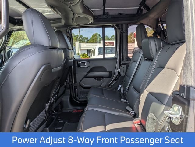 2026 Jeep Wrangler 4-Door Sahara - Photo 35
