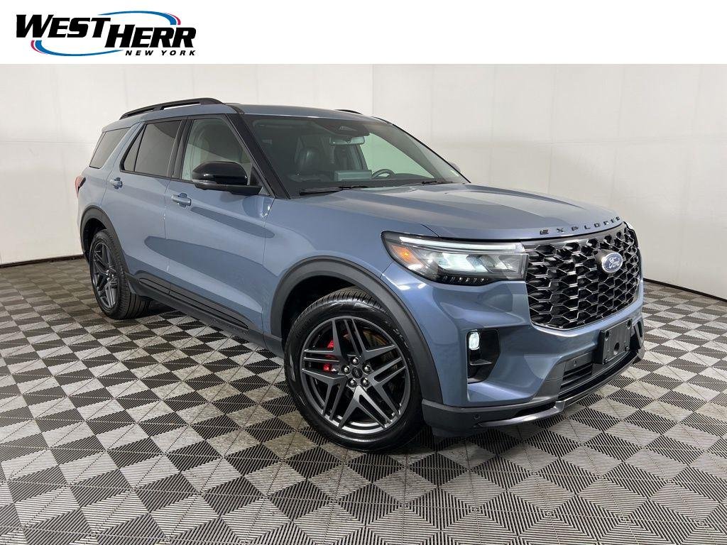 2026 Ford Explorer ST 4WD's photo