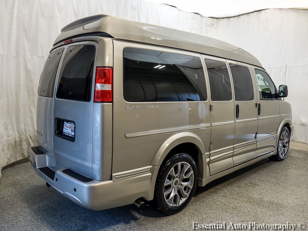 2023 Chevrolet Express Cargo Work Van - Photo 8