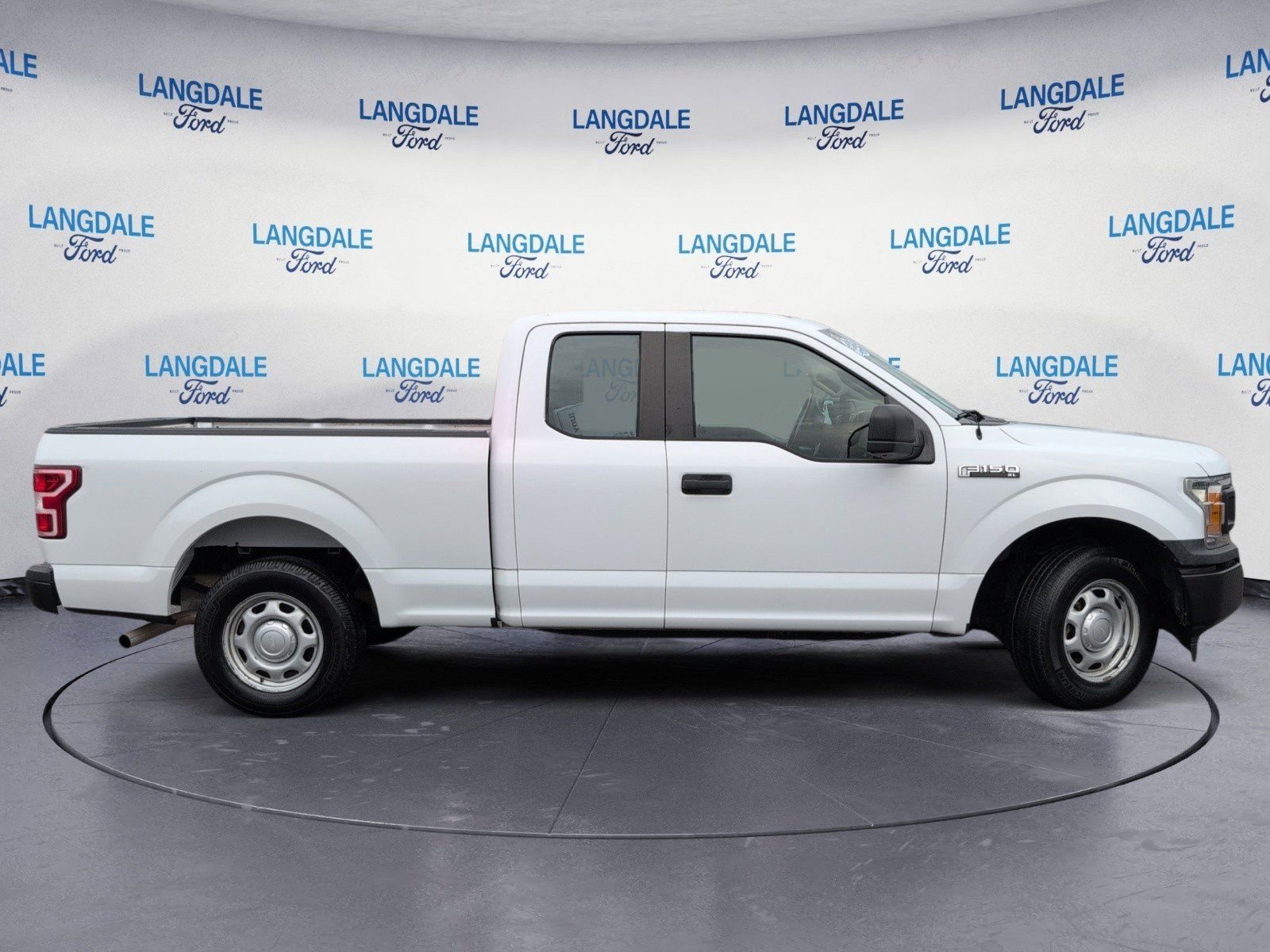 Used 2019 Oxford White Ford XL image 3