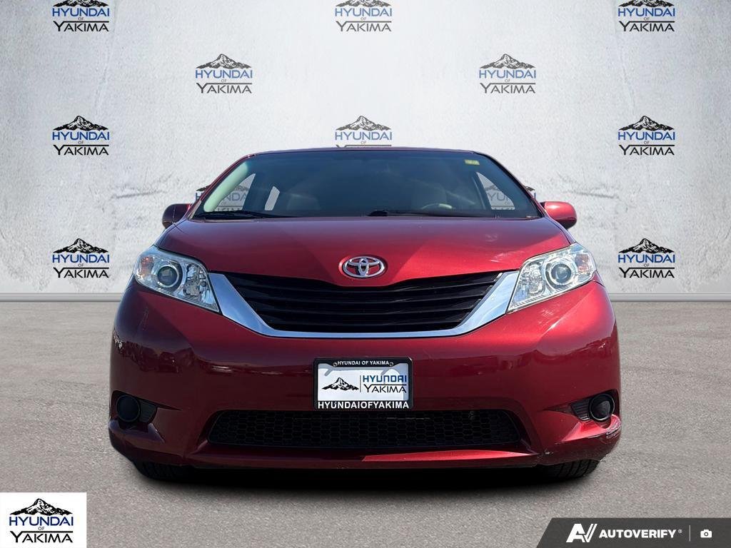 Used 2011 Toyota Sienna LE with VIN 5TDJK3DC6BS021648 for sale in Yakima, WA