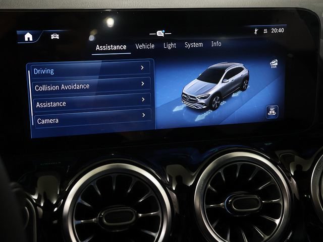 New 2026 Night Black Mercedes-Benz GLA 250 image 42
