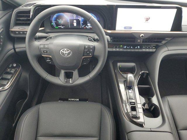 Certified Used 2026 OXYGEN WHITE Toyota  image 39