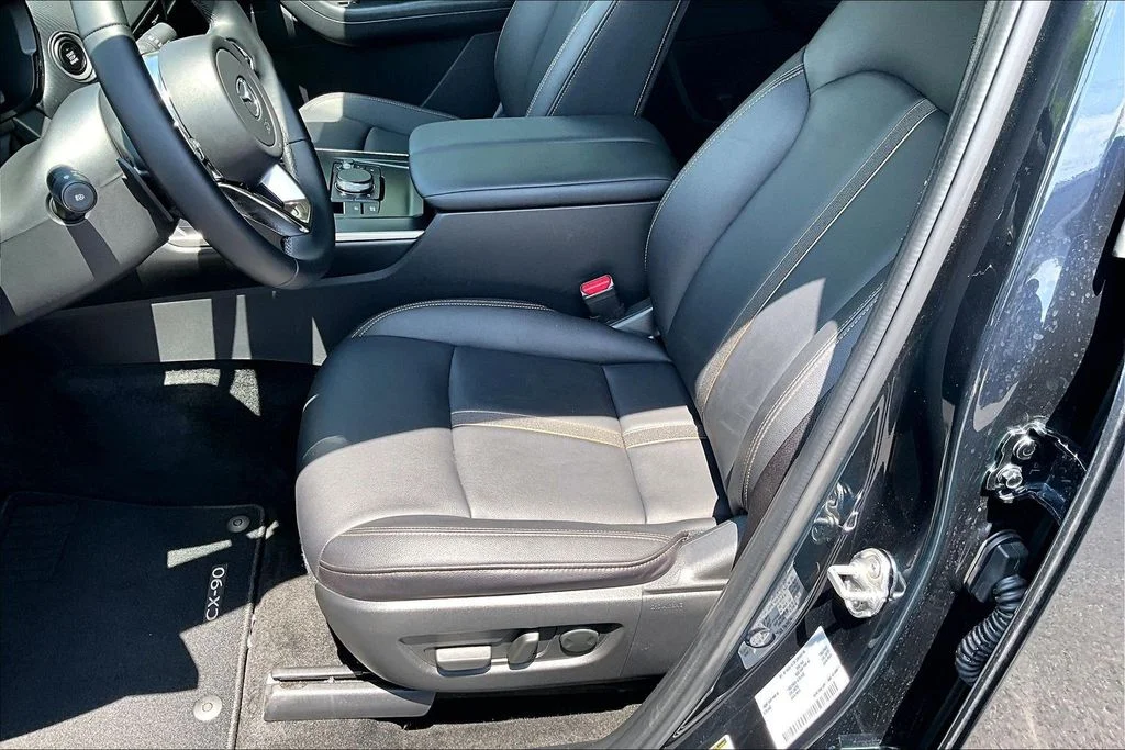 Used 2026 Blue Mazda 3.3 Turbo Select image 26