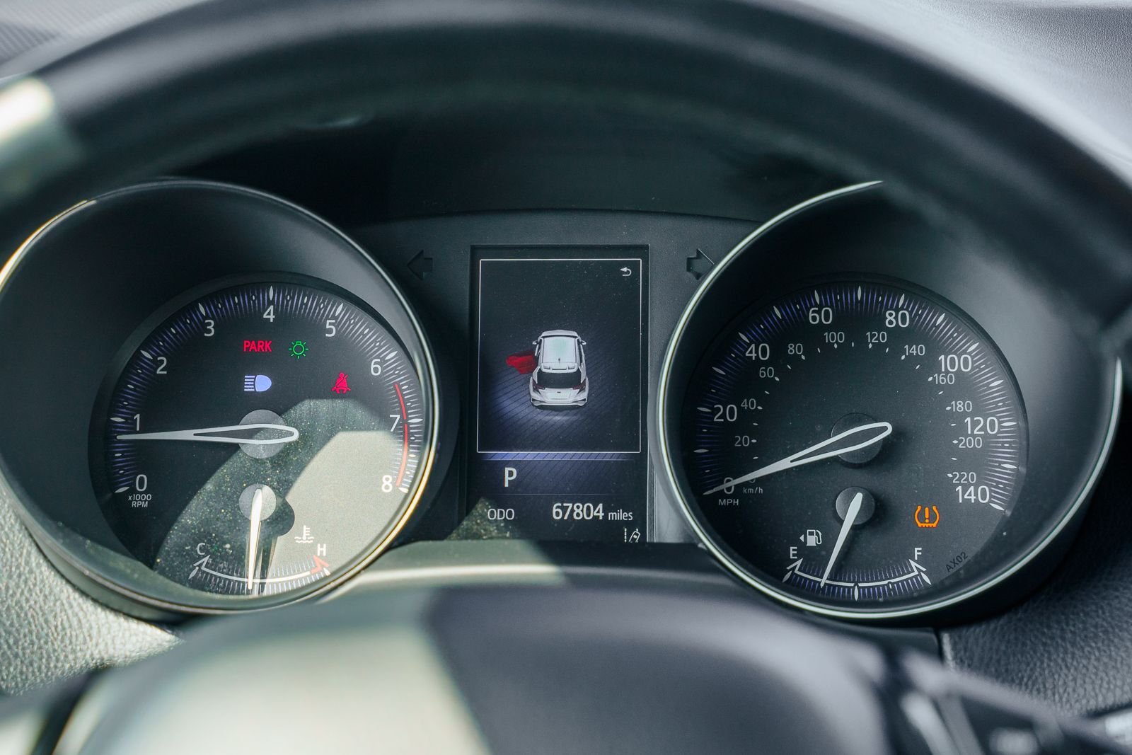 Used 2018 Gray Toyota XLE image 25