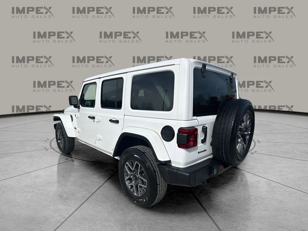 Used 2025 White Jeep Sahara image 3