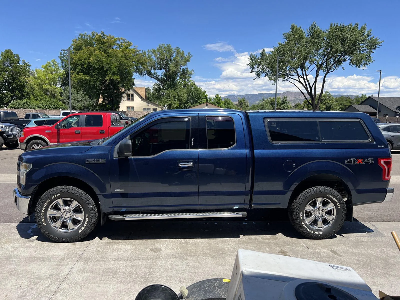 Used 2015 Blue Jeans Metallic Ford XLT image 8