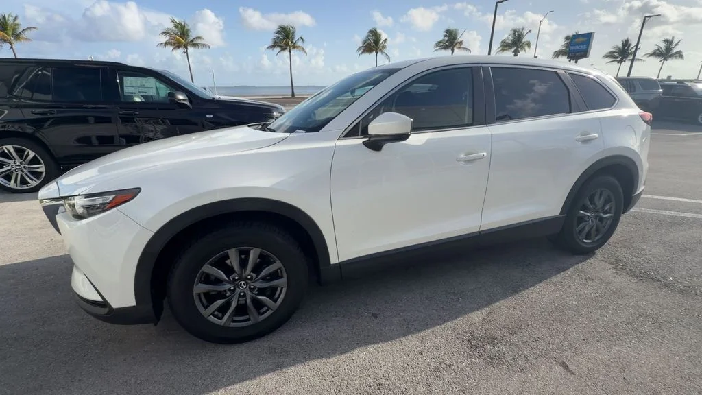 Used 2022 White Mazda Sport image 5