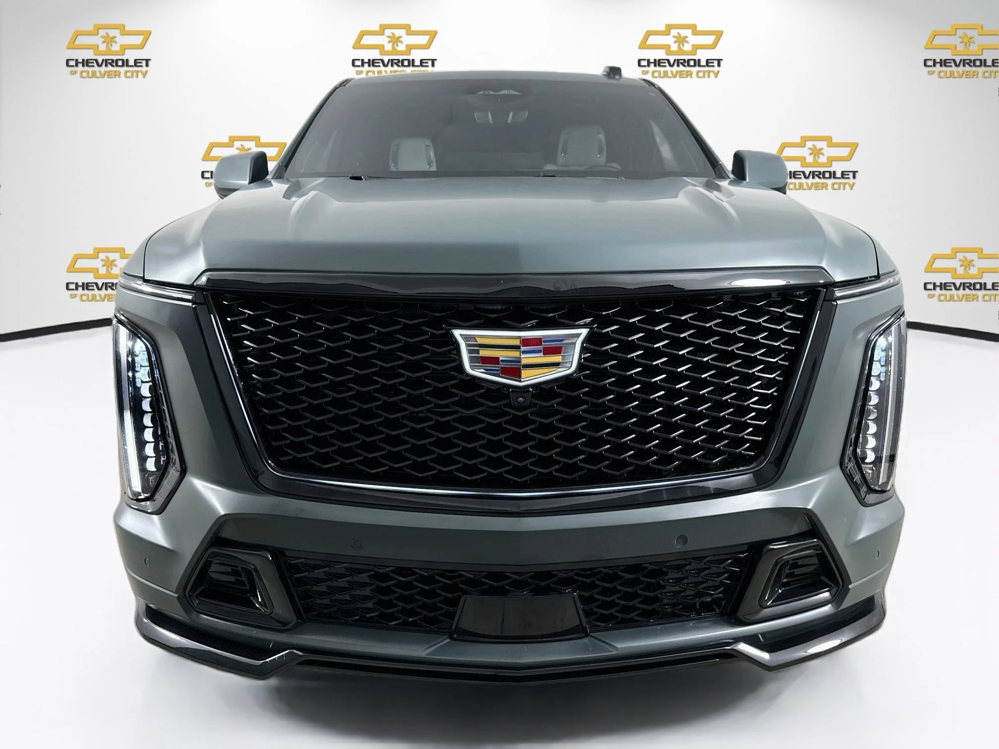 Used 2025 Aegean Stone Cadillac Escalade-V ESV image 2