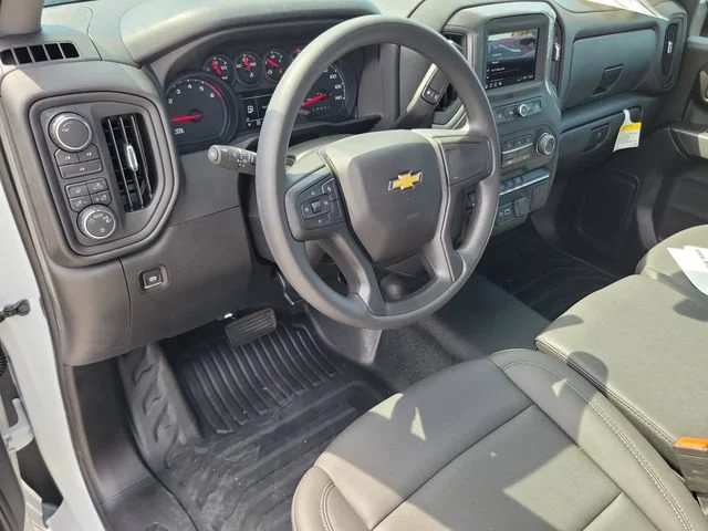 New 2025 Summit White Chevrolet WT image 21
