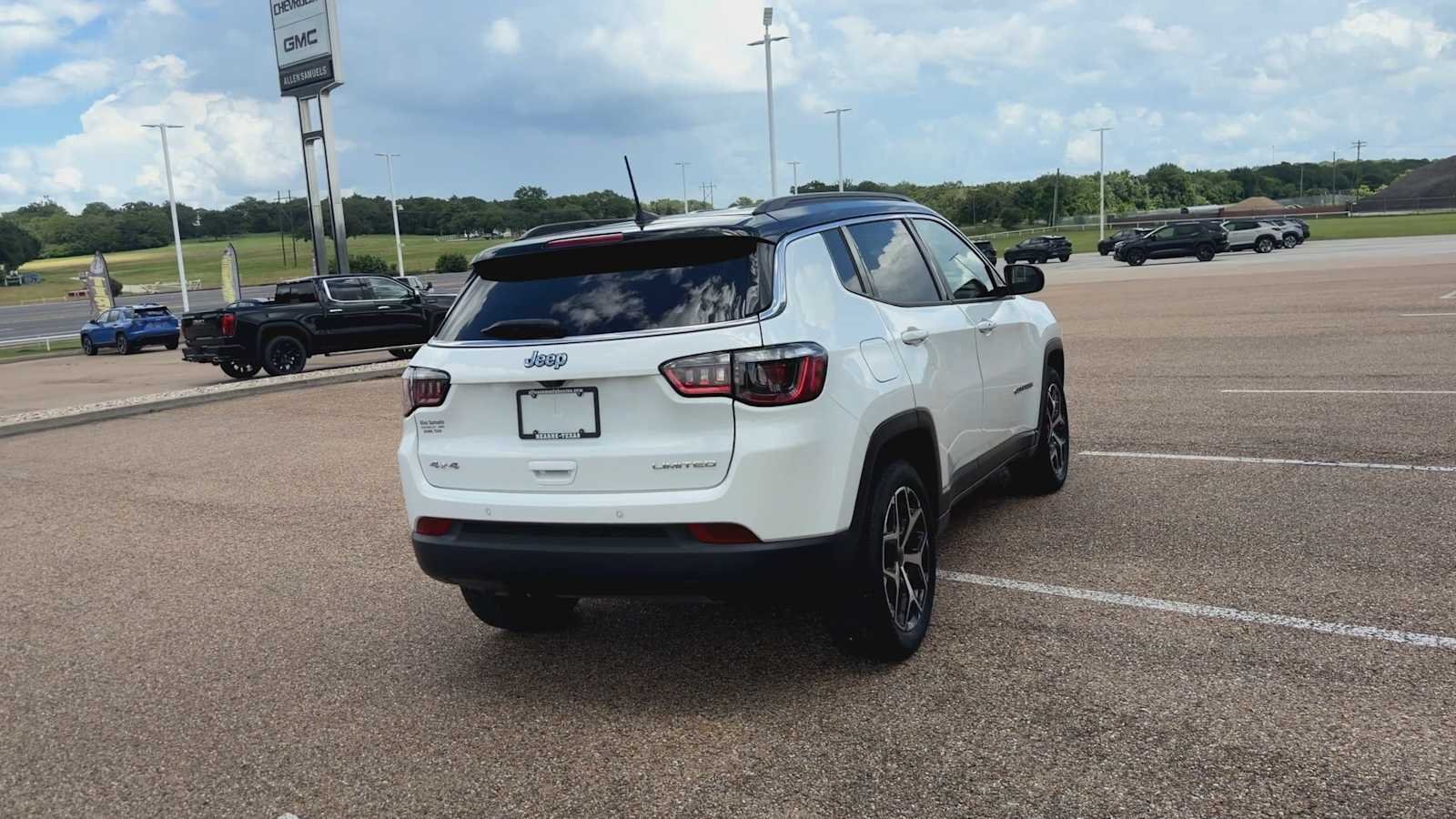 Used 2025 Bright White Clearcoat Jeep Limited image 8