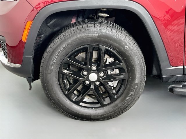 2023 Jeep Grand Cherokee L Laredo - Photo 27