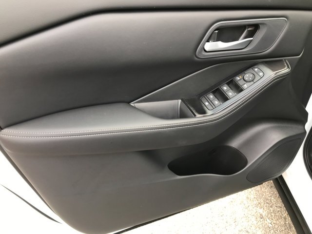 2026 Nissan Rogue SV - Photo 10
