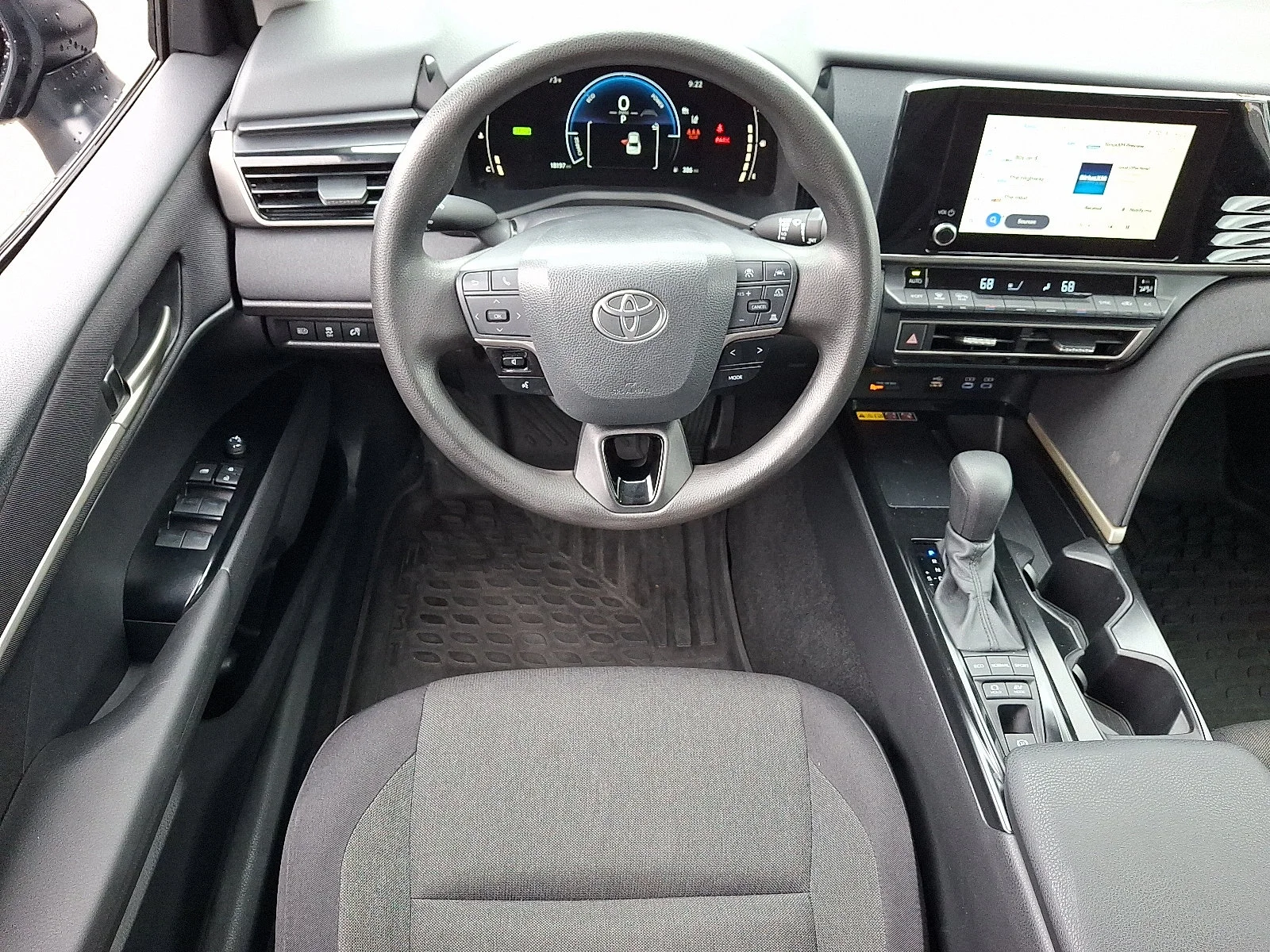 Used 2025 Underground - 1L7 Toyota LE image 12