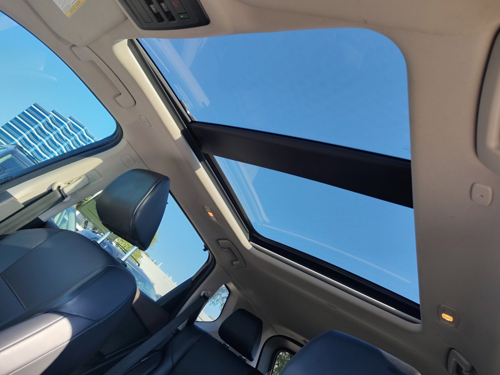 Used 2023 Super Black Nissan SV image 19